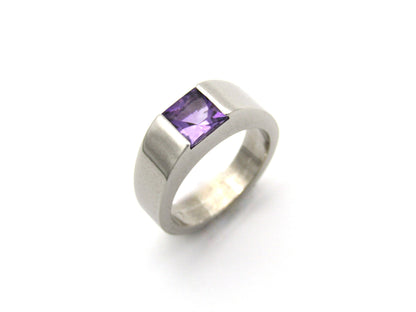 18K gold Vintage Cartier amethyst ring, 1999.