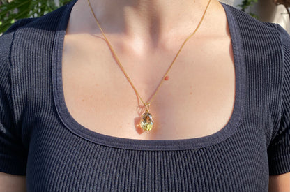 18K gold citrine pendant.