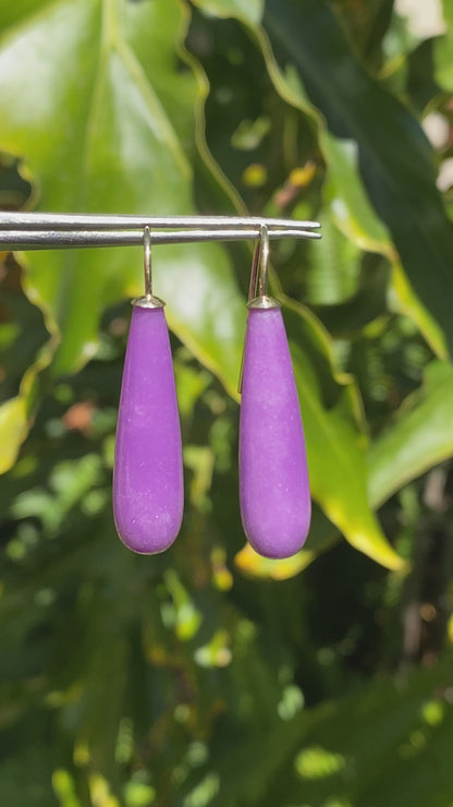 14K gold lavender jade hanging earrings.