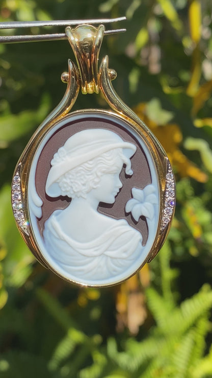 18K gold hard stone cameo and diamond pendant.