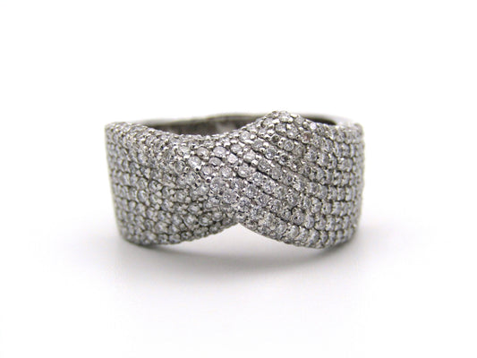 18K white gold diamond twist ring.