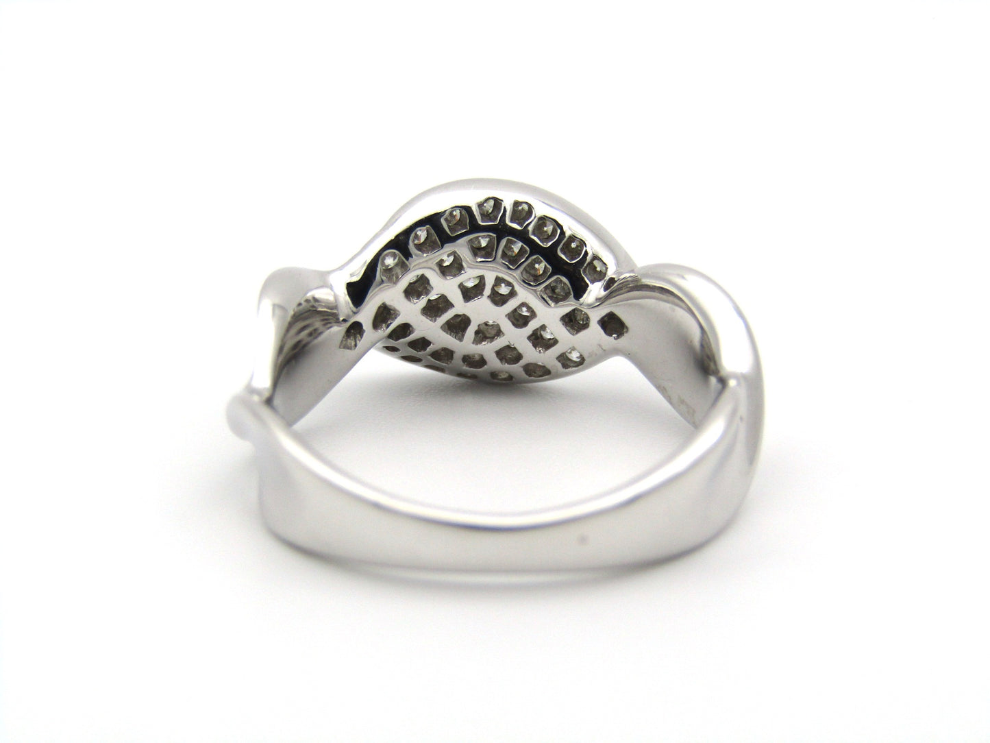 18K gold twist diamond ring.