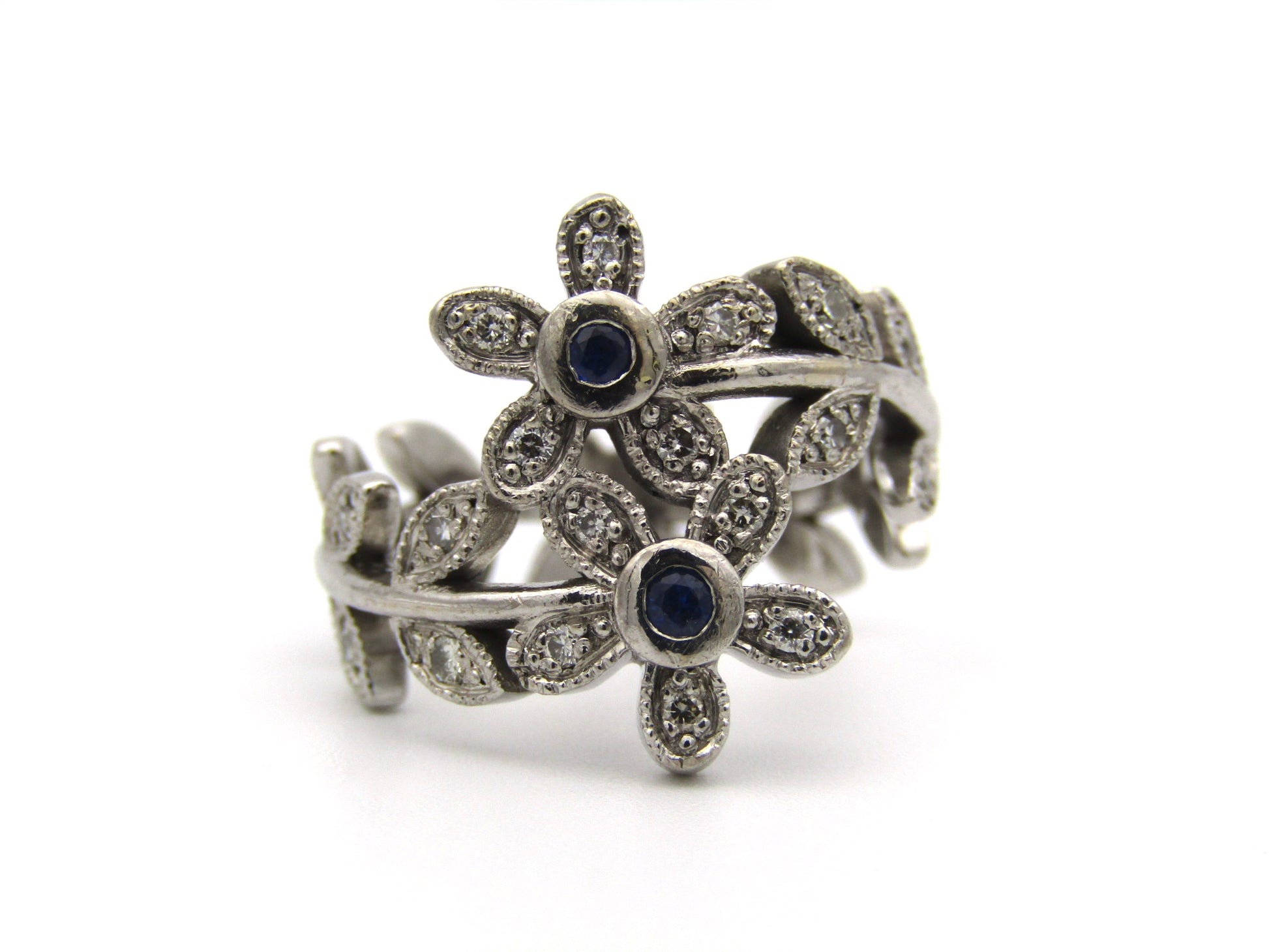 18K gold sapphire and diamond ring.