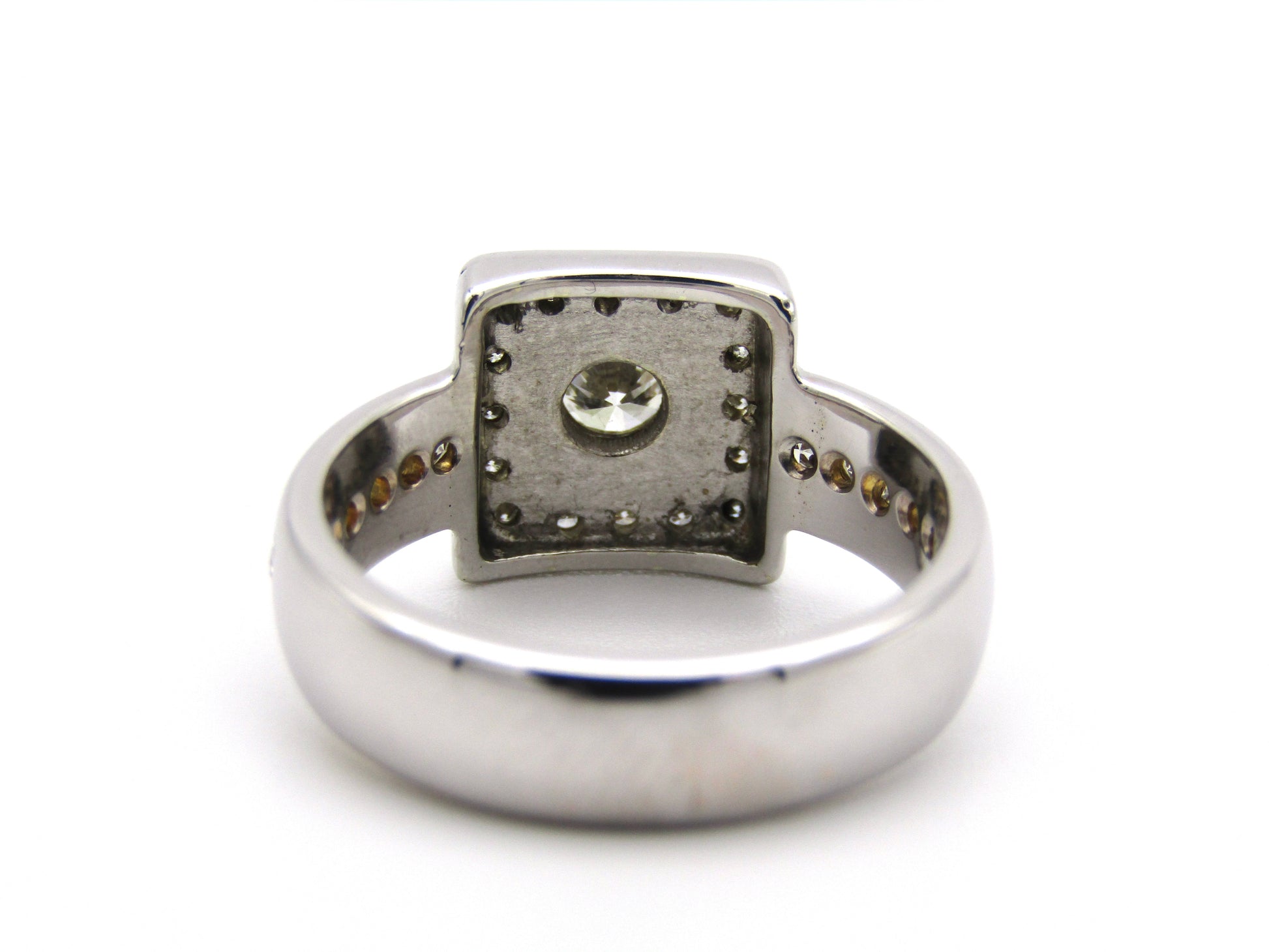 18kt gold diamond ring.