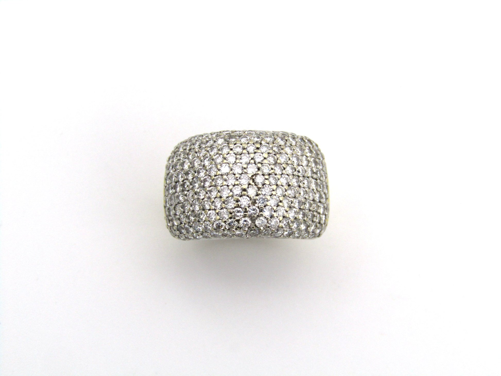 18K gold diamond dress ring by Jenna Clifford.