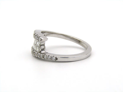 18K gold diamond ring.