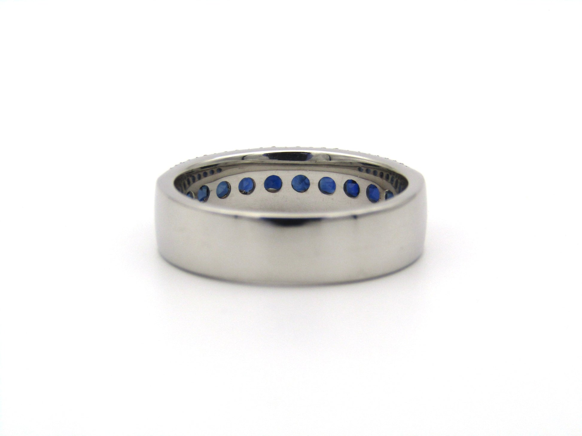 18K gold sapphire and diamond ring.