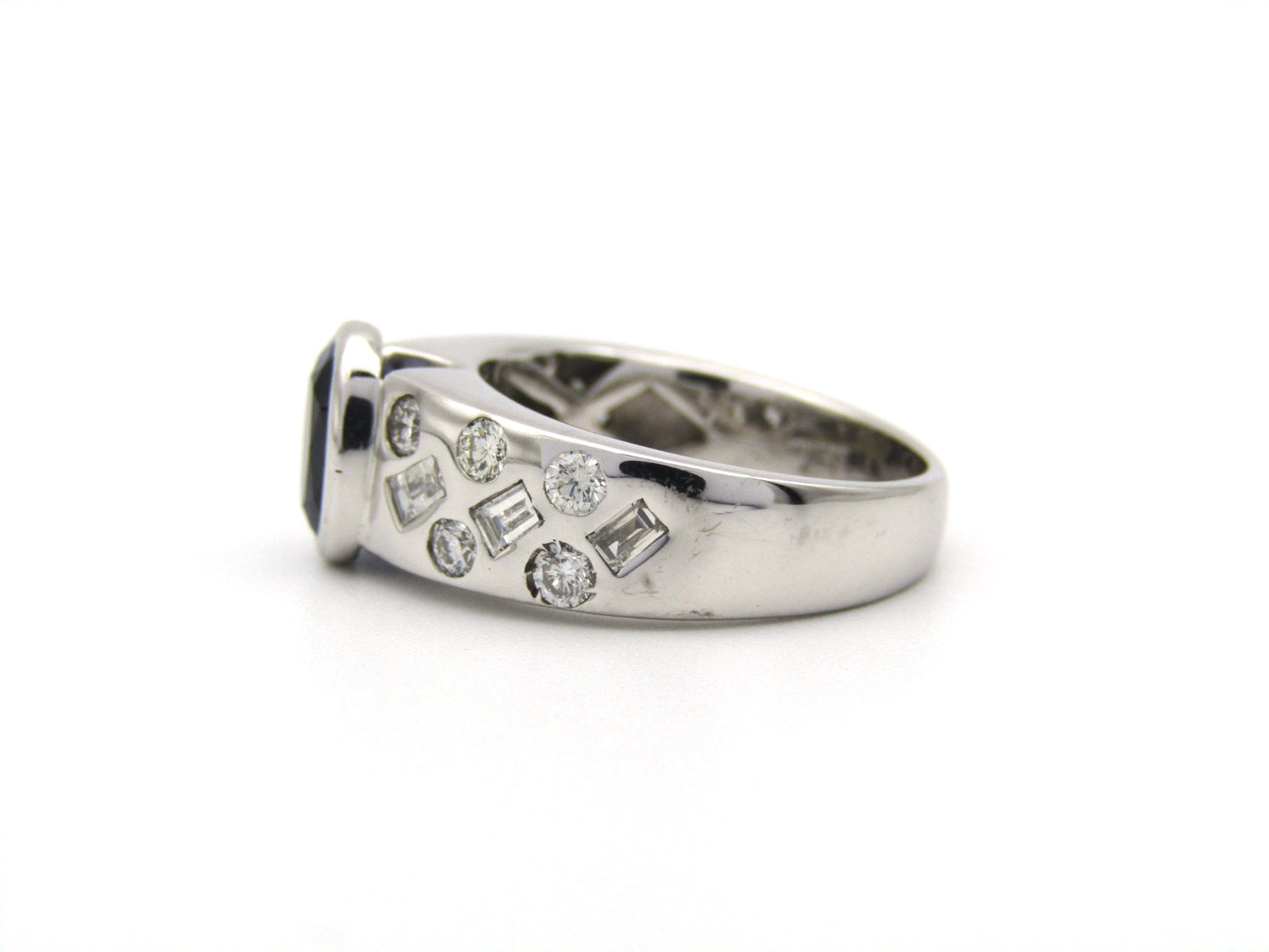 18K gold sapphire and diamond ring.