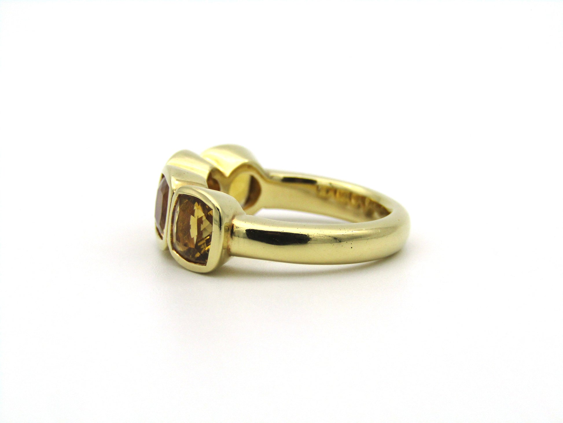 18K gold citrine ring.