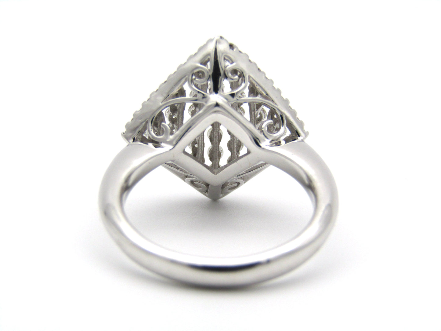 18K gold diamond ring.