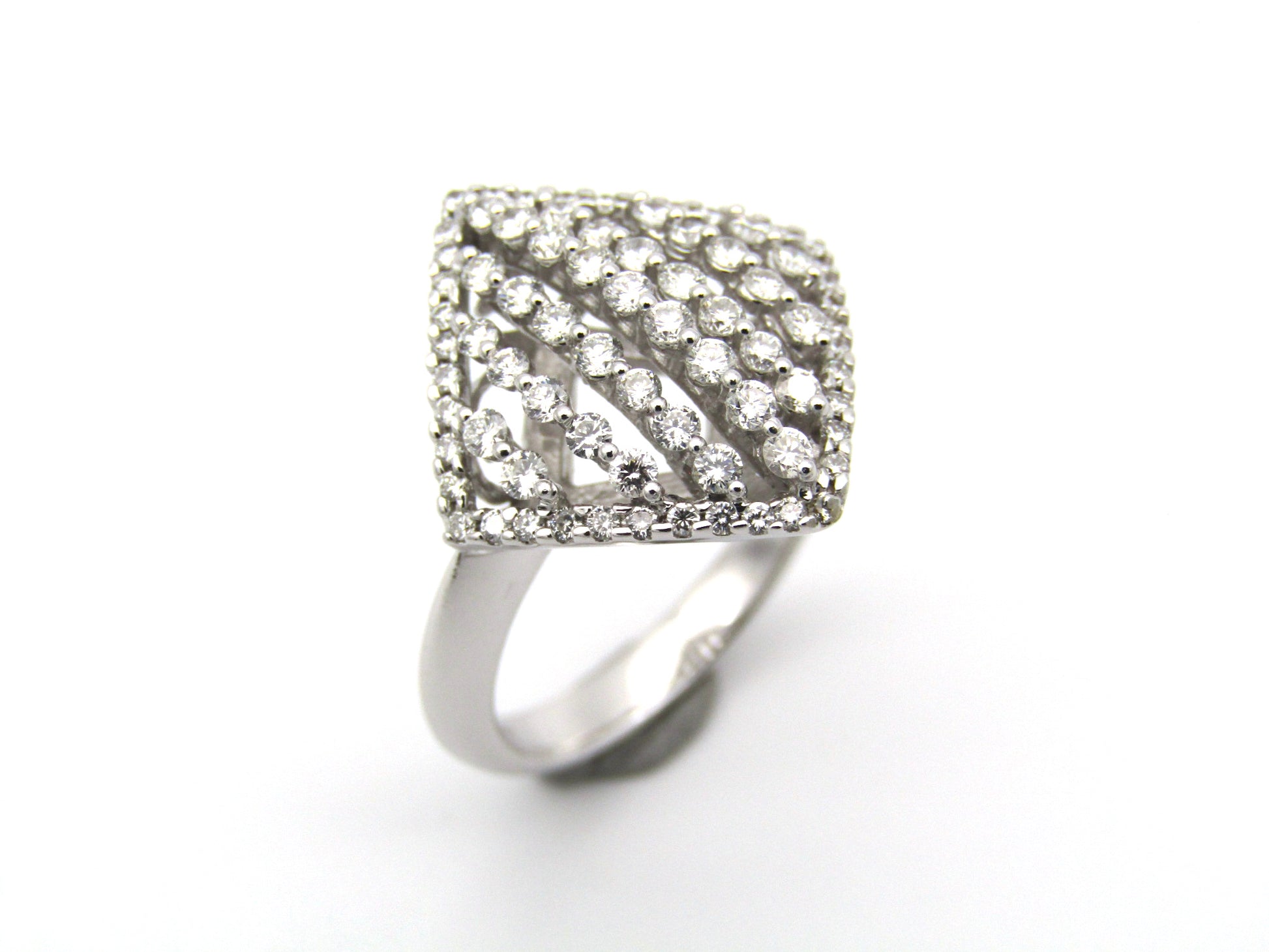 18K gold diamond ring.