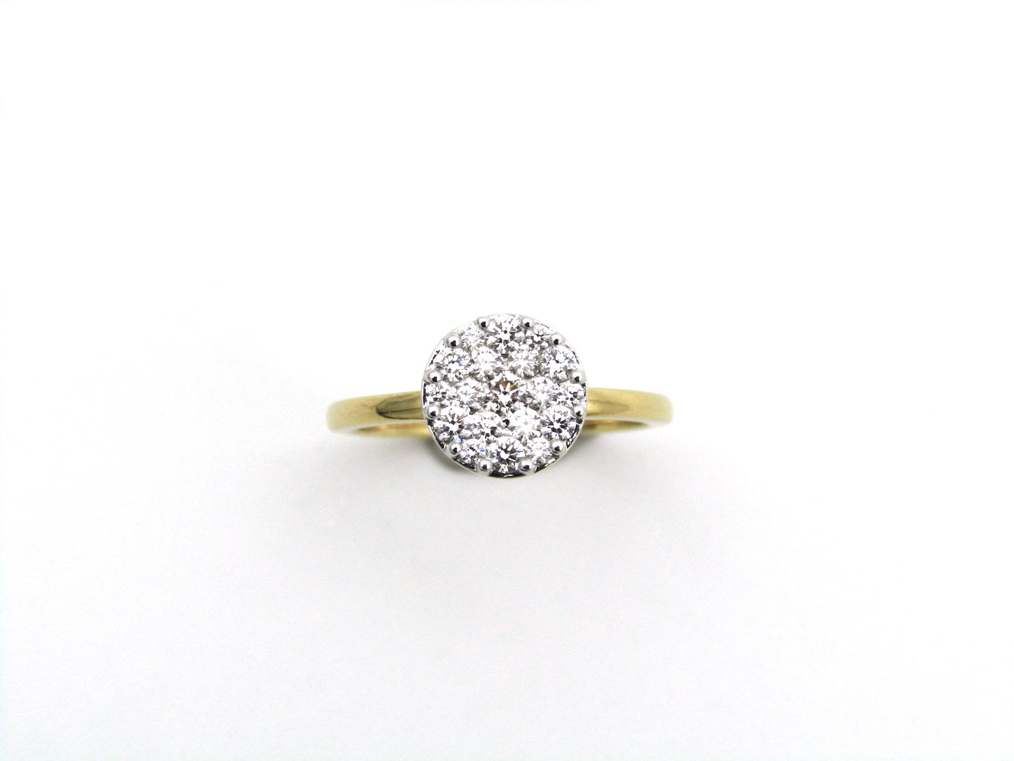 18K gold diamond cluster ring.