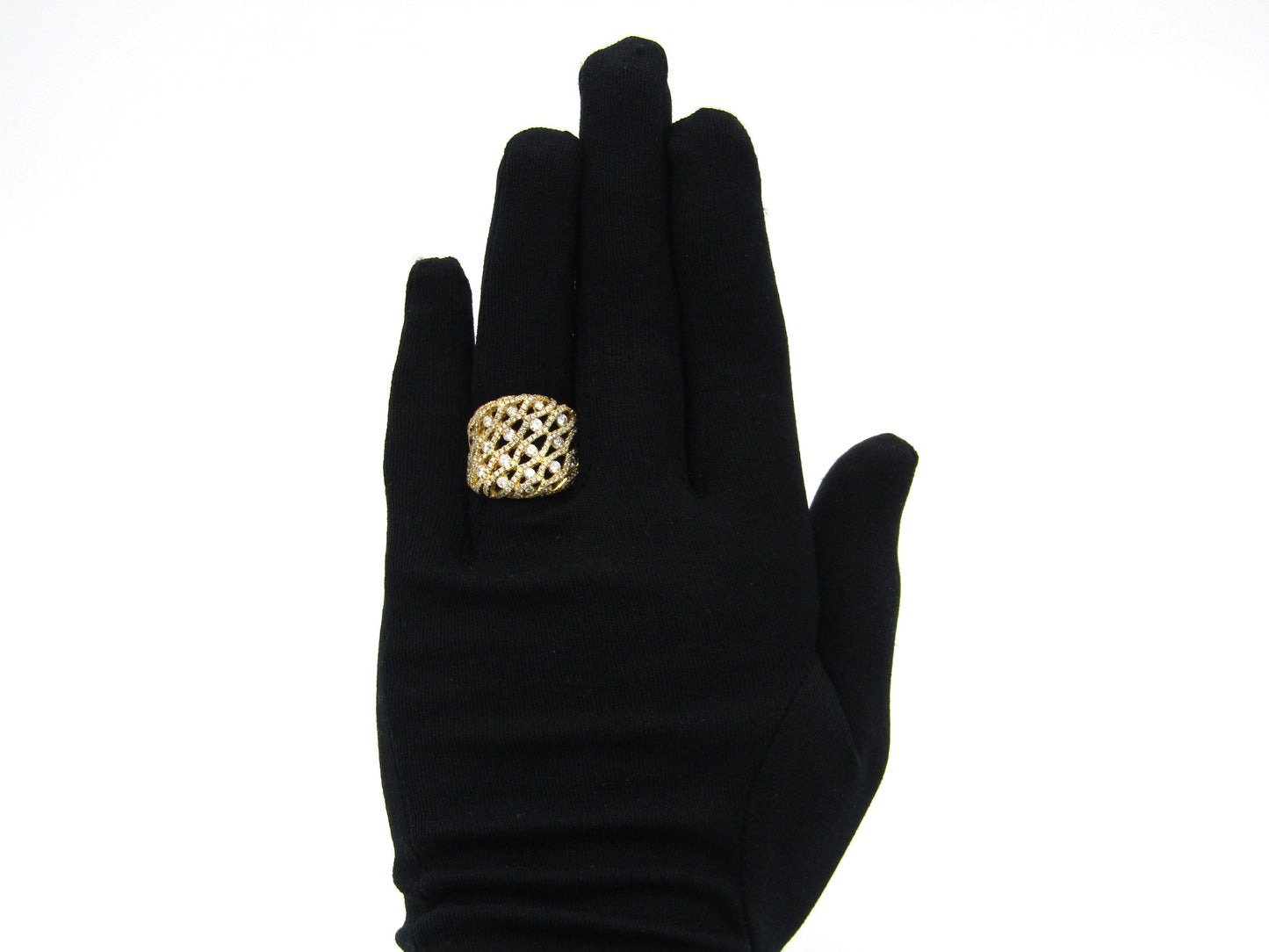 18K gold diamond dress ring.