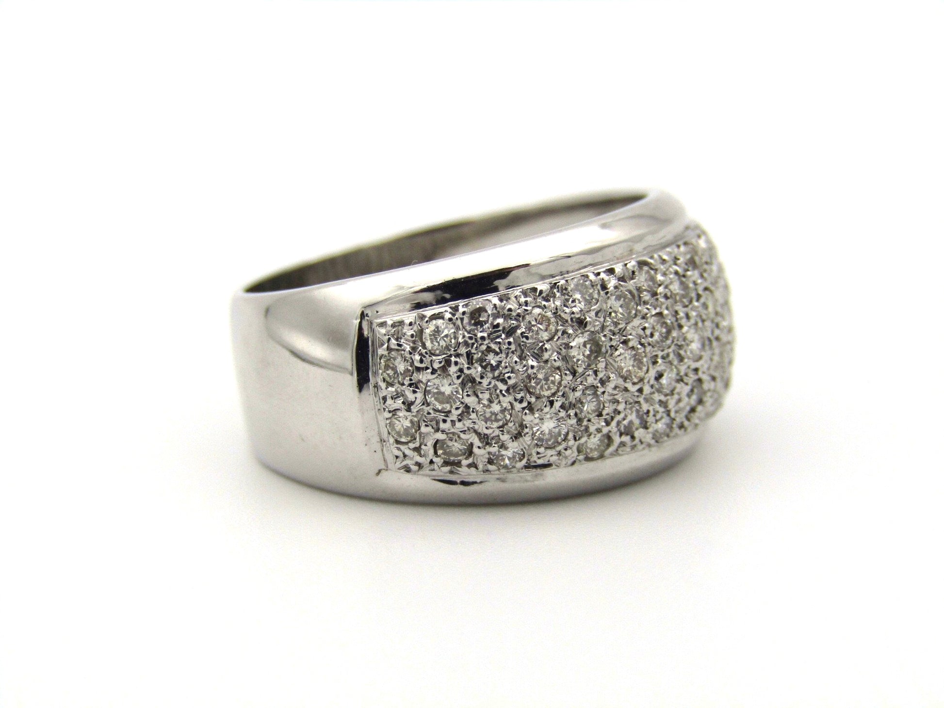 18kt gold diamond ring.