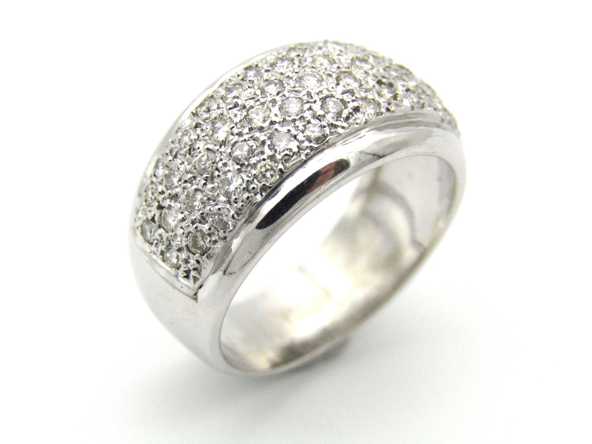 18kt gold diamond ring.