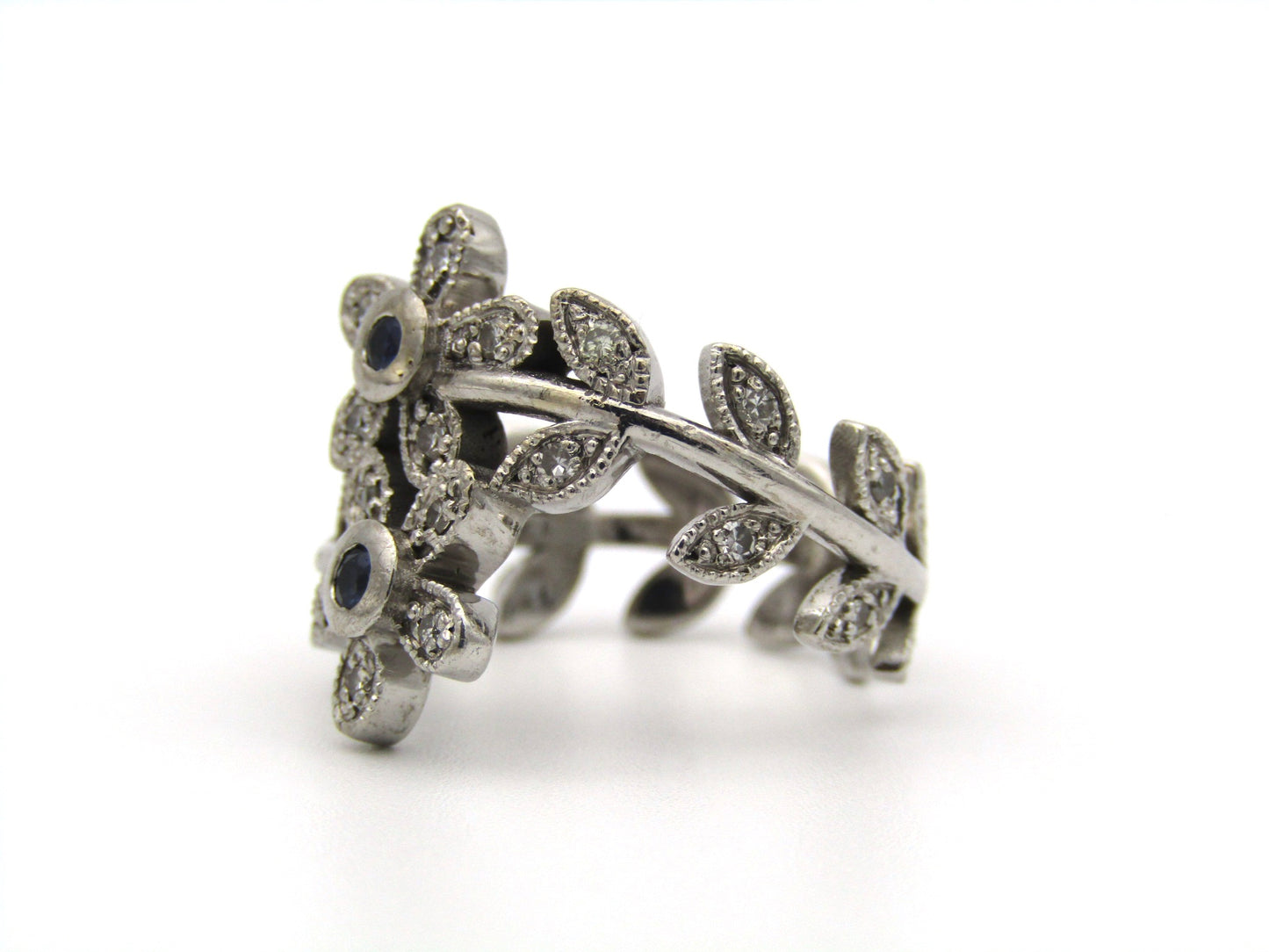 18K gold sapphire and diamond ring.