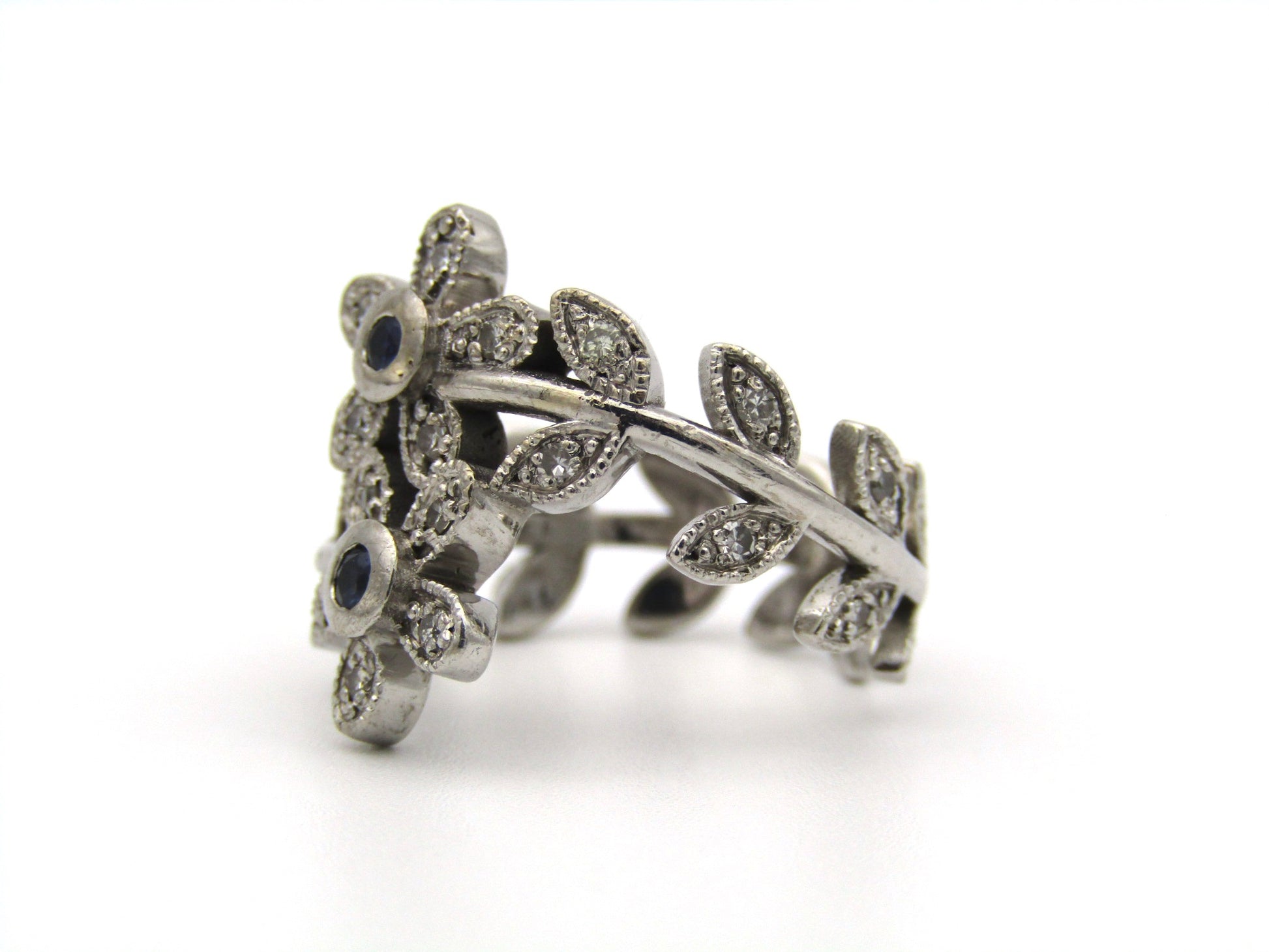 18K gold sapphire and diamond ring.