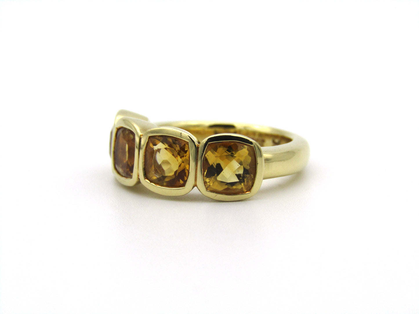 18K gold citrine ring.